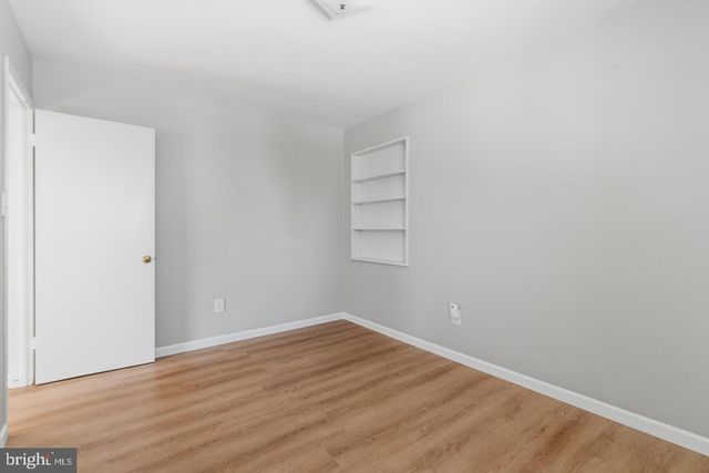 1813 OLMSTEAD DR, Falls Church, VA 22043