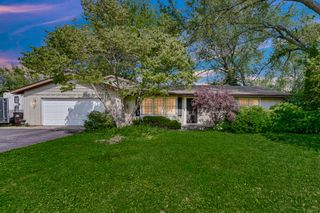 1006 Monroe Street, Wauconda, IL 60084