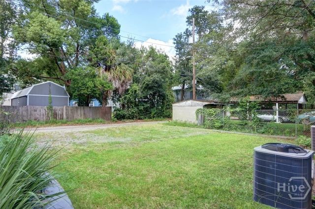 732 E Henry Street, Savannah, GA 31401