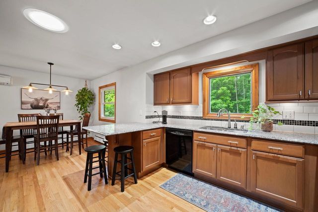 N91W17752 Saint Regis DRIVE, Menomonee Falls, WI 53051