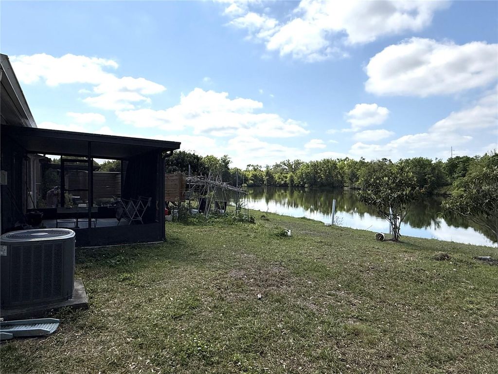 Image 2 of property listing at 14022 CITRUS POINTE DRIVE, Tampa, FL 33625
