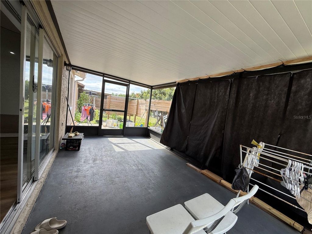 Image 27 of property listing at 14022 CITRUS POINTE DRIVE, Tampa, FL 33625