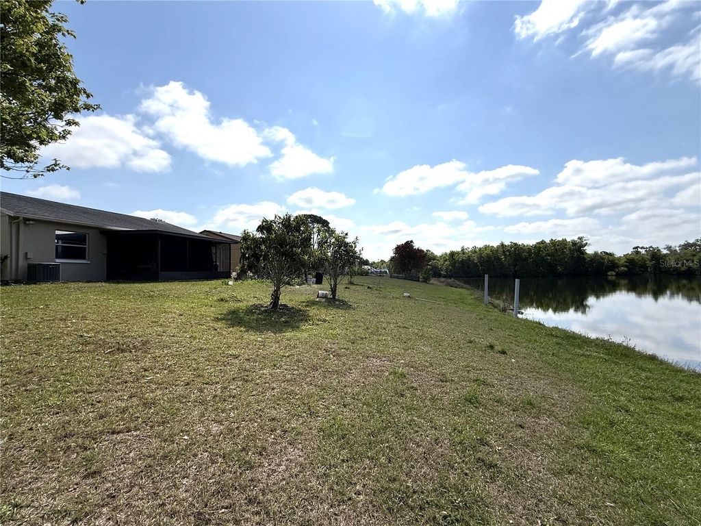 Image 31 of property listing at 14022 CITRUS POINTE DRIVE, Tampa, FL 33625