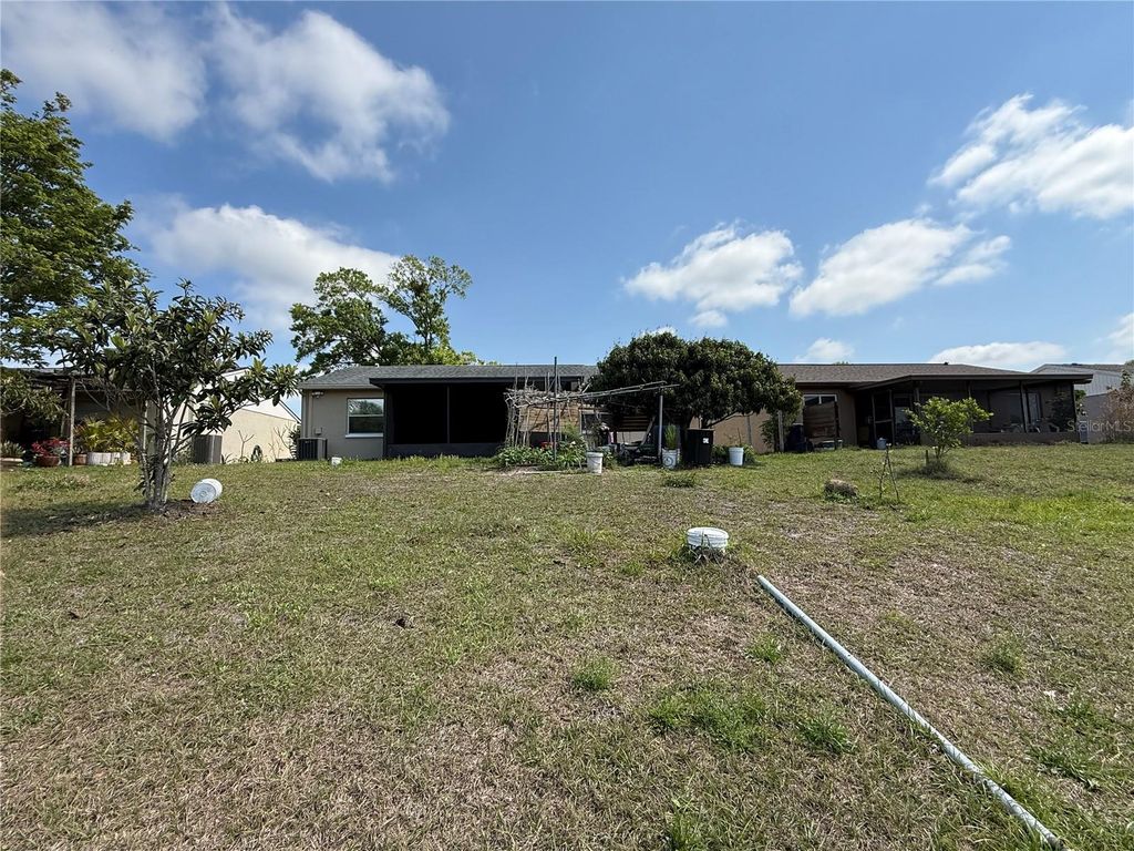 Image 34 of property listing at 14022 CITRUS POINTE DRIVE, Tampa, FL 33625