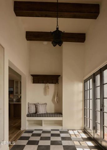 1612 Redcliff Street, Los Angeles, CA 90026