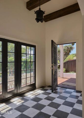 1612 Redcliff Street, Los Angeles, CA 90026