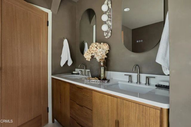 1612 Redcliff Street, Los Angeles, CA 90026