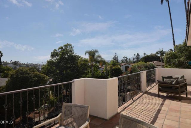 1612 Redcliff Street, Los Angeles, CA 90026