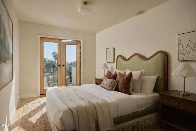 1612 Redcliff Street, Los Angeles, CA 90026