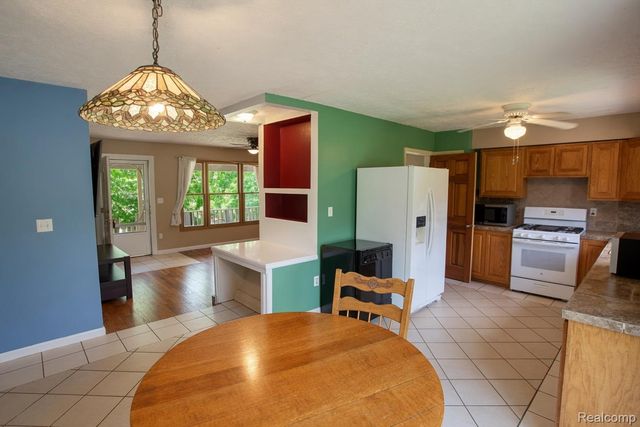 8040 Smith Road, Argentine Township, MI 48436