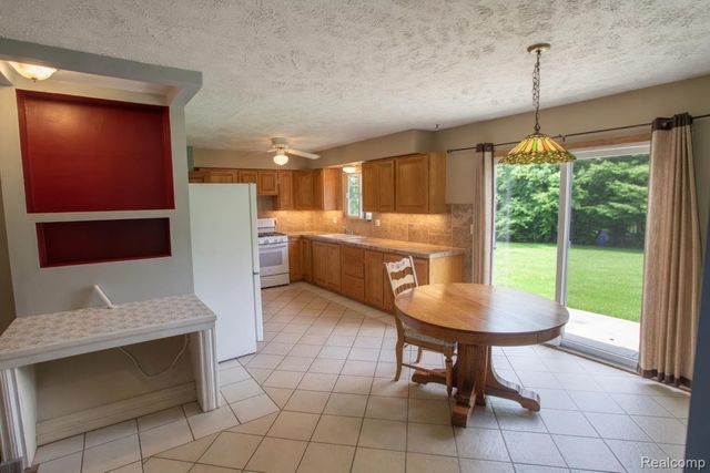 8040 Smith Road, Argentine Township, MI 48436
