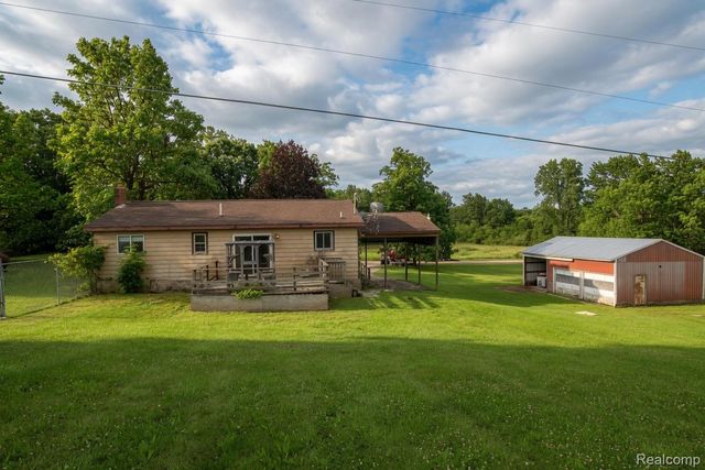 8040 Smith Road, Argentine Township, MI 48436