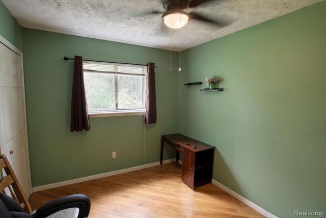 8040 Smith Road, Argentine Township, MI 48436
