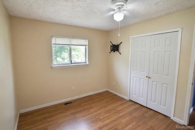 8040 Smith Road, Argentine Township, MI 48436