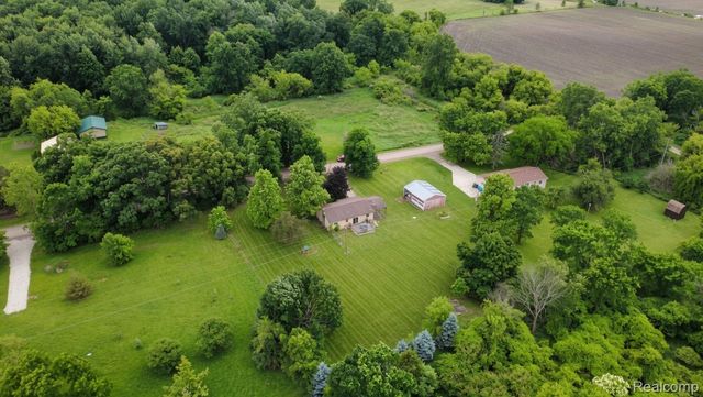 8040 Smith Road, Argentine Township, MI 48436
