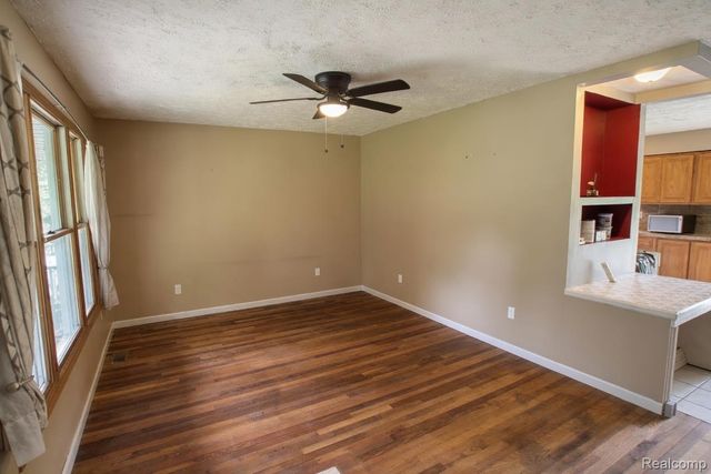 8040 Smith Road, Argentine Township, MI 48436
