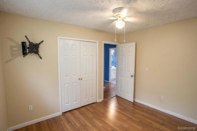 8040 Smith Road, Argentine Township, MI 48436