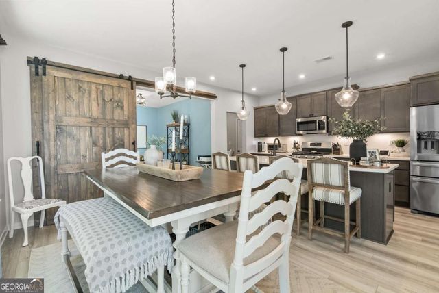 8530 Scenic Ridge Way, Ball Ground, GA 30107