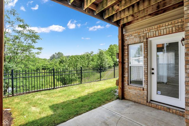 11455 Clay Hill Lane UNIT 104, Fishers, IN 46037