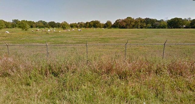 0002 1st Street, Crockett, TX 75835