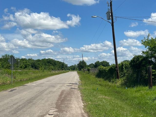 0002 1st Street, Crockett, TX 75835