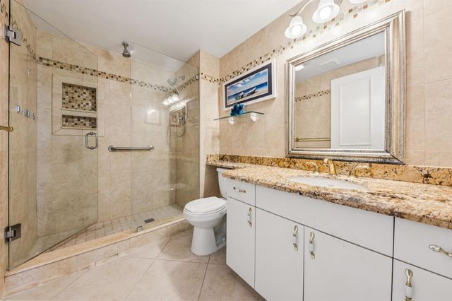 555 SE 6th Avenue 11d, Delray Beach, FL 33483