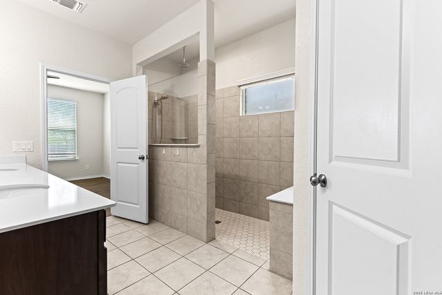 124 Inverness, Boerne, TX 78015