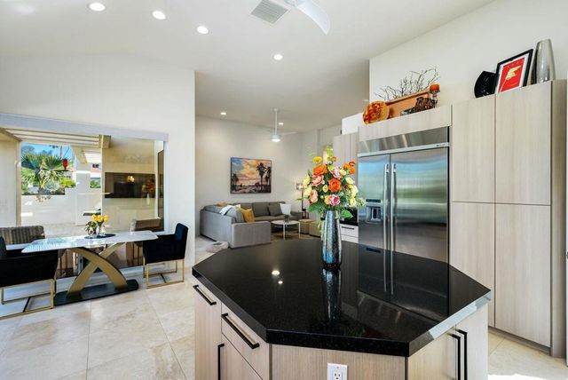 75330 14th Green Drive, Indian Wells, CA 92210