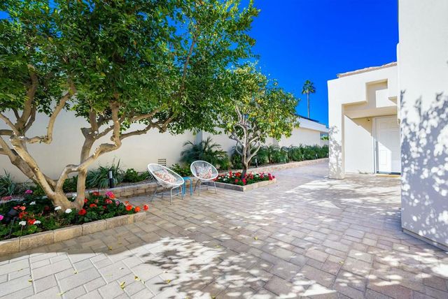 75330 14th Green Drive, Indian Wells, CA 92210
