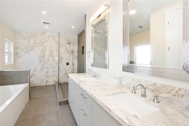 901 23rd, Santa Monica, CA 90403