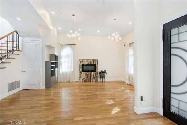 901 23rd, Santa Monica, CA 90403