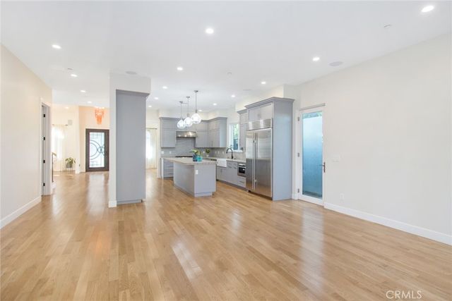 901 23rd, Santa Monica, CA 90403