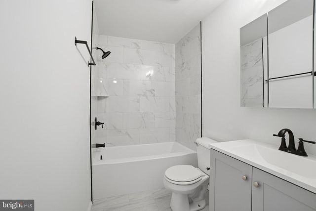 33 MILSTONE CT, Sicklerville, NJ 08081