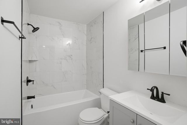 33 MILSTONE CT, Sicklerville, NJ 08081