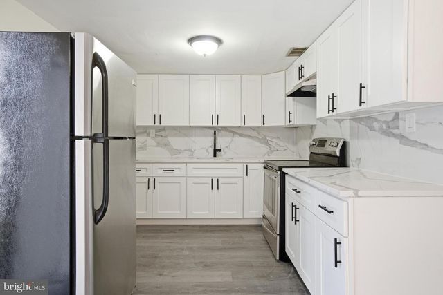 33 MILSTONE CT, Sicklerville, NJ 08081