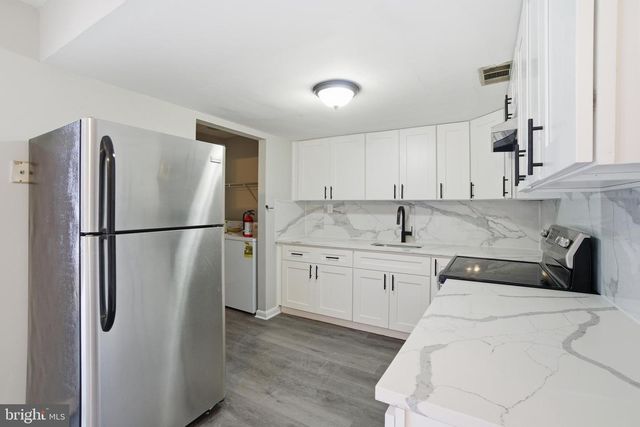 33 MILSTONE CT, Sicklerville, NJ 08081