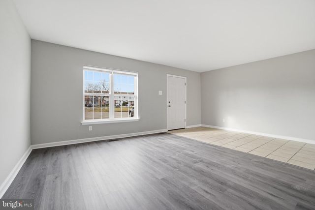 33 MILSTONE CT, Sicklerville, NJ 08081