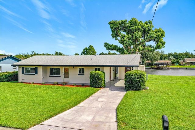 13225 COUNTRY CLUB DRIVE, Tavares, FL 32778
