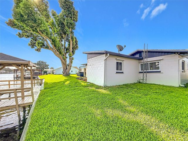 13225 COUNTRY CLUB DRIVE, Tavares, FL 32778