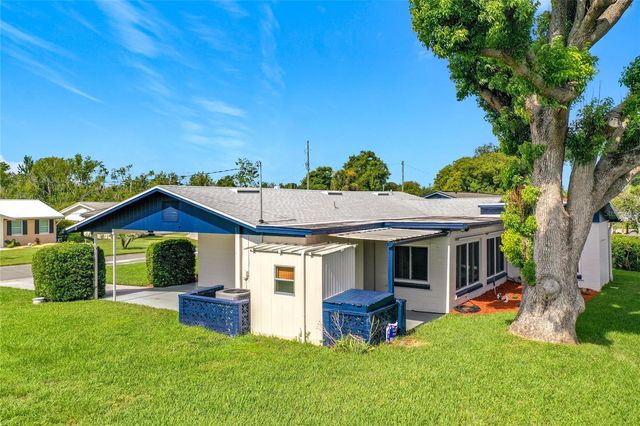 13225 COUNTRY CLUB DRIVE, Tavares, FL 32778
