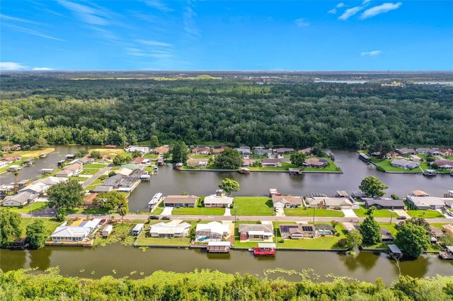 13225 COUNTRY CLUB DRIVE, Tavares, FL 32778