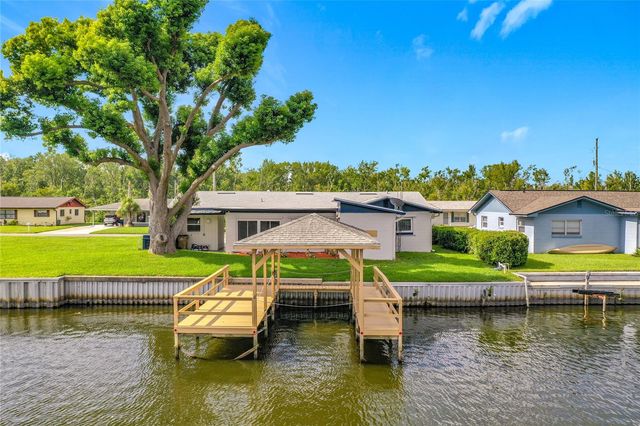 13225 COUNTRY CLUB DRIVE, Tavares, FL 32778