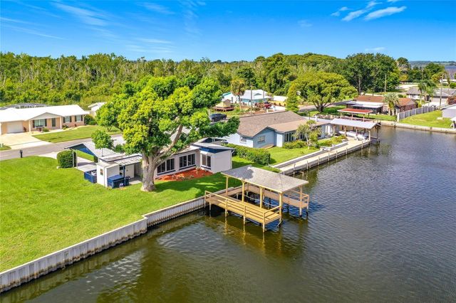 13225 COUNTRY CLUB DRIVE, Tavares, FL 32778