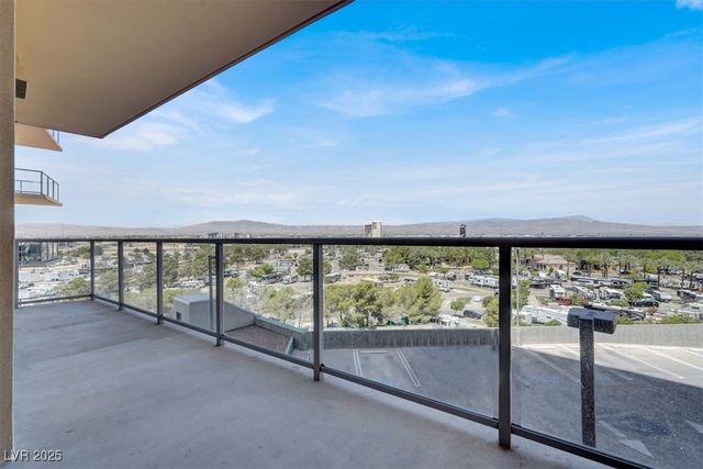 8255 Las Vegas Boulevard 722, Las Vegas, NV 89123