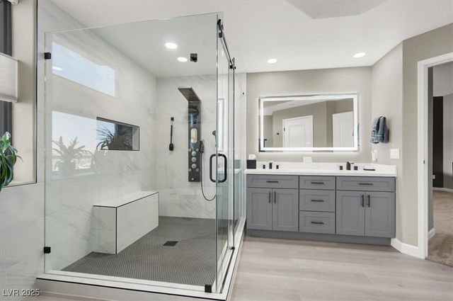 8255 Las Vegas Boulevard 722, Las Vegas, NV 89123