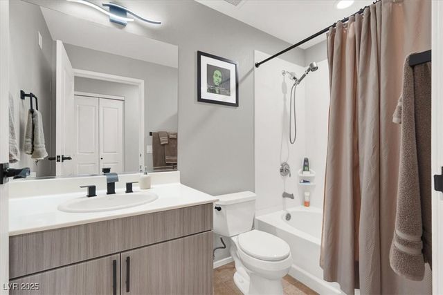 8255 Las Vegas Boulevard 722, Las Vegas, NV 89123