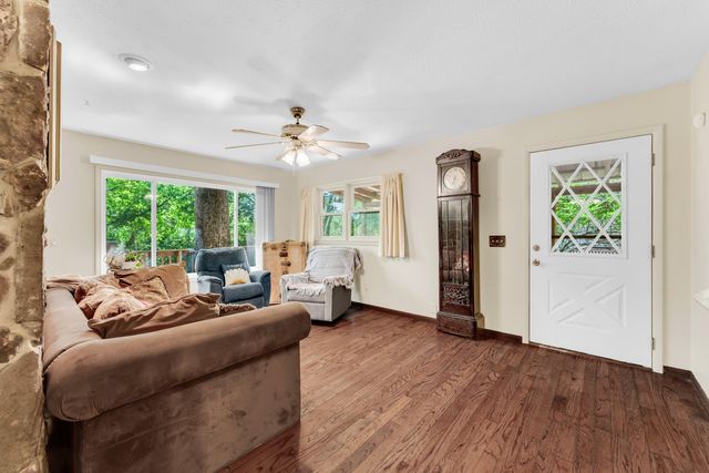3637 State Hwy Y, Forsyth, MO 65653
