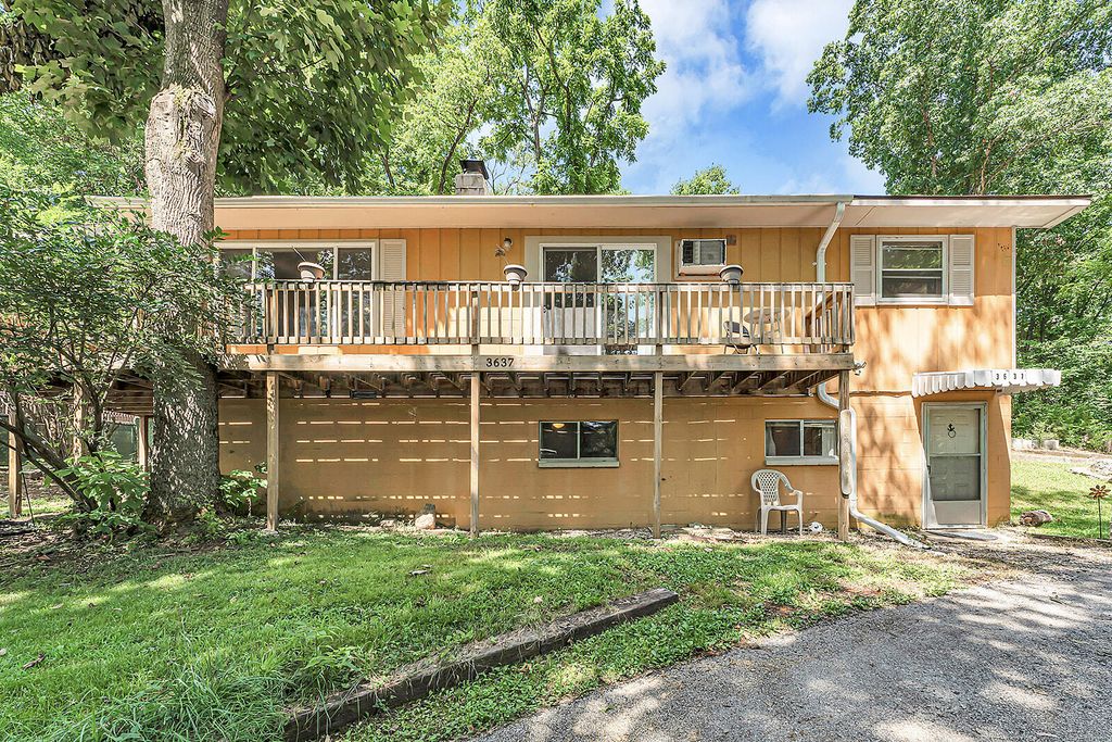 3637 State Hwy Y, Forsyth, MO 65653
