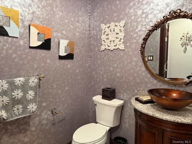 15 Hilltop Drive, Manhasset, NY 11030