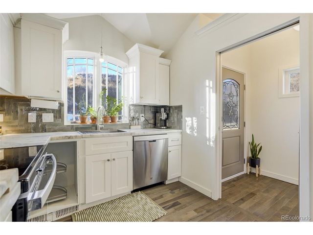 114 N 7th St, Colorado Springs, CO 80905